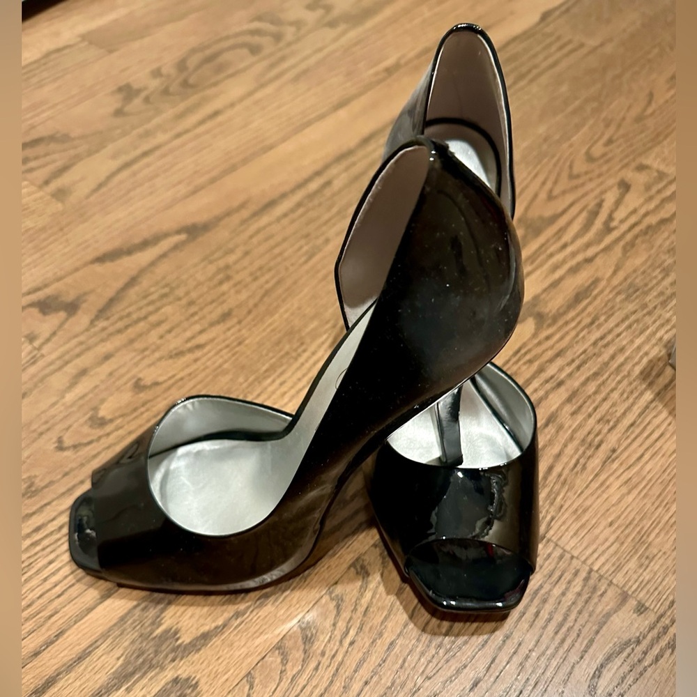 Jessica Simpson peep toe patent leather high heels. Size 7.5